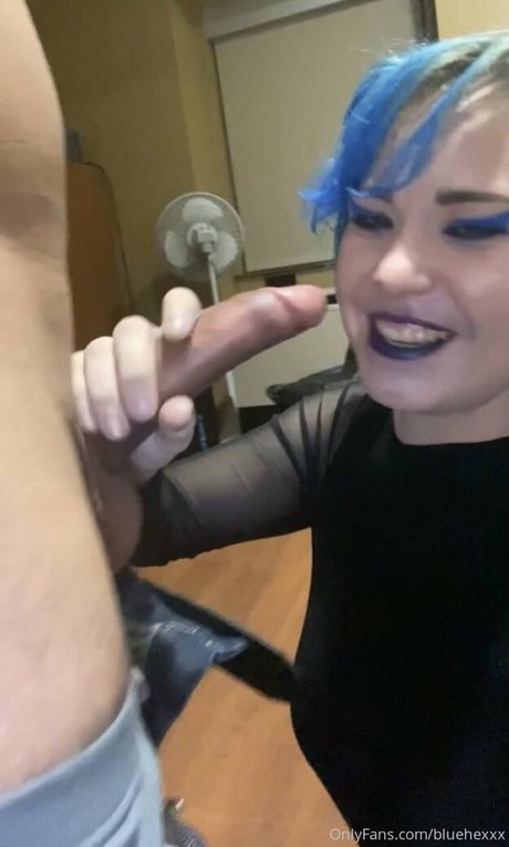 TheBlueHexxx erotic star galleries