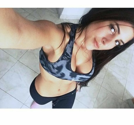 Estefania Sierra naked star gallery