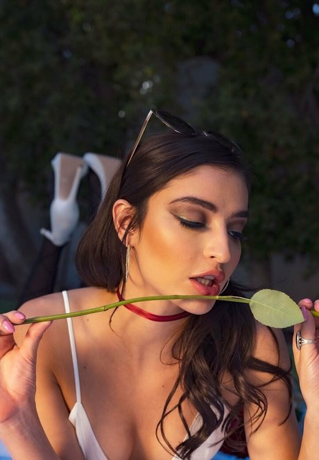 pregnant threesome onlyfans sexy naked img