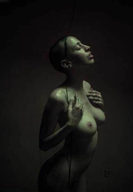 Kat Malone pretty model pics