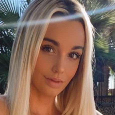 Caitlin Arnett free pornstar picture