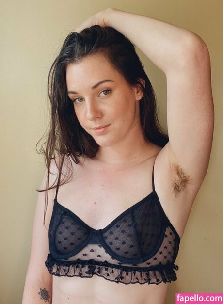 RubysUndies model top gallery