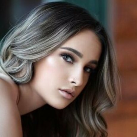 Sassy Savvvy nudes actress gallery