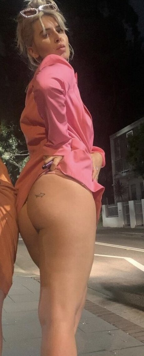 non nude onlyfans free naked photo