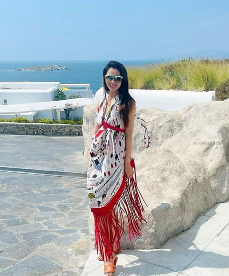 Musskan Sethi model free picture