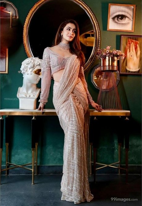 Musskan Sethi star sexy pictures