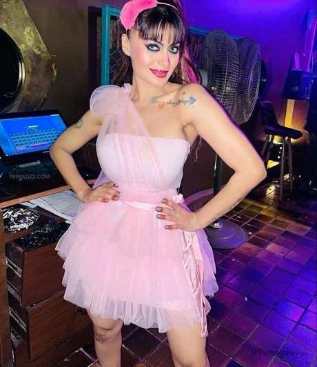 Suhaani Laskar high quality star picture