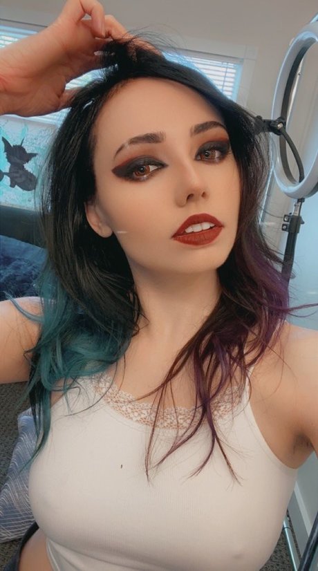 Charleemanderz model nude img