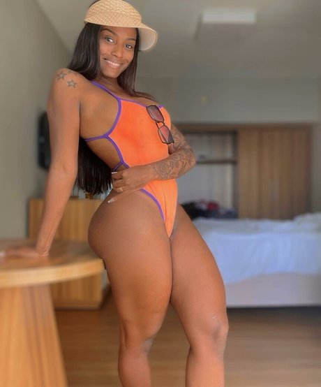 Rainhas De Bateria perfect actress pictures