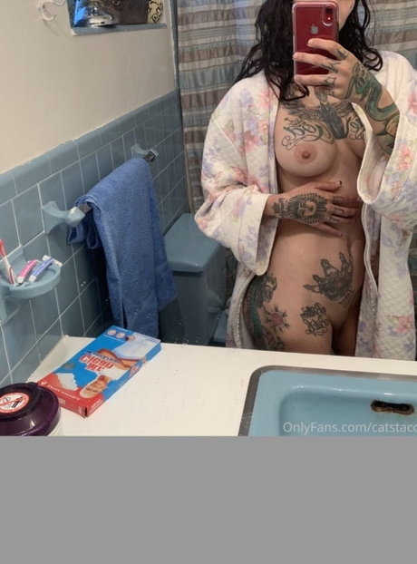 Cat Staccz perfect model img