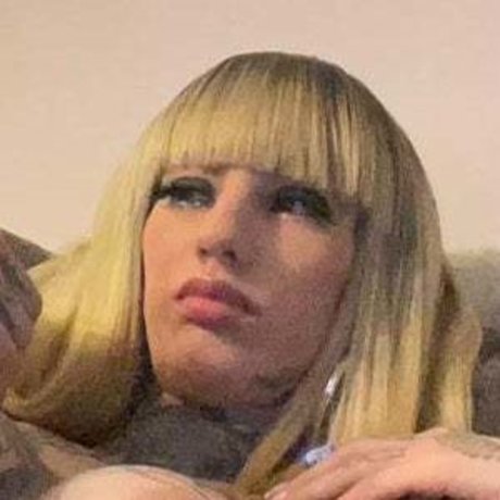 Cat Staccz hot actress picture