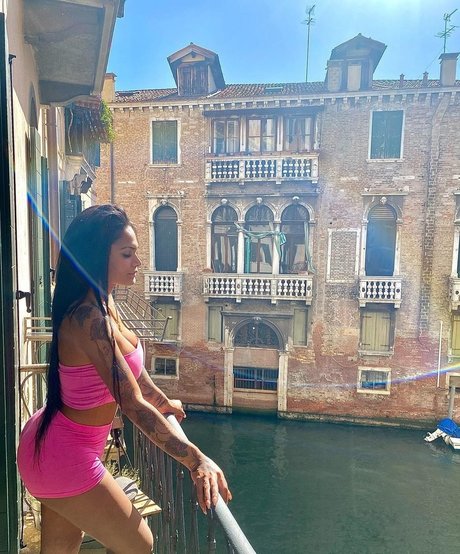 bbc squirt onlyfans sexy nude picture