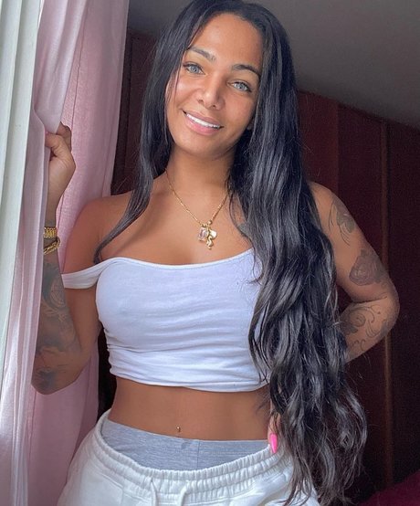 Krissttal Ruizz erotic actress photo