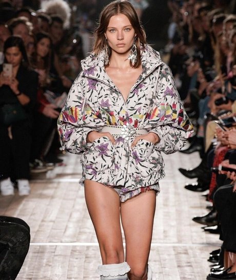 Alesya Kafelnikova pornstar xxx gallery