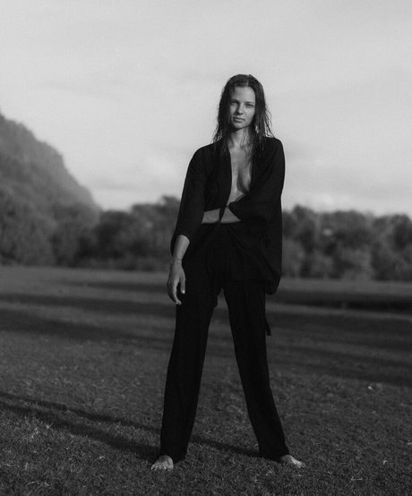 Alesya Kafelnikova sex pornstar pics