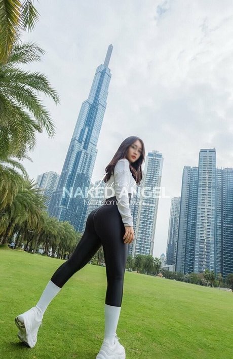 LuvianPublic xxx model pictures