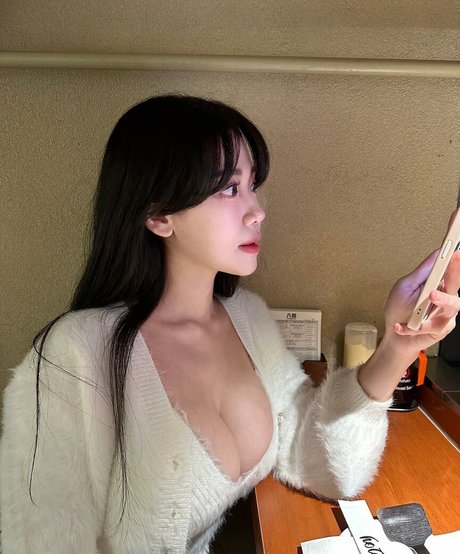 h___xee perfect star photos