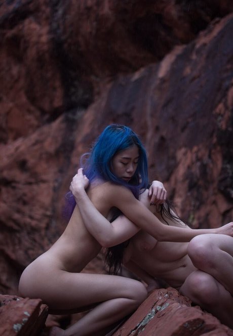 mothandrust hot star picture