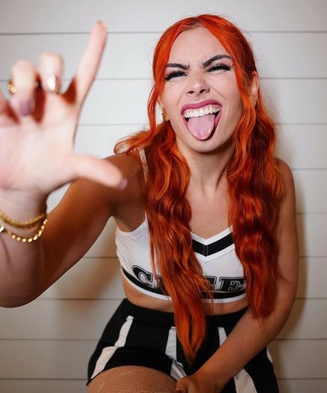 Alicia Atout pornstar perfect pic