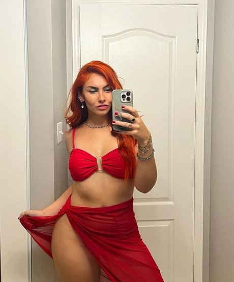 Alicia Atout perfect star archive