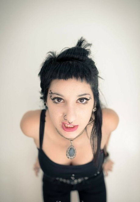 adamnotoscar free star photos