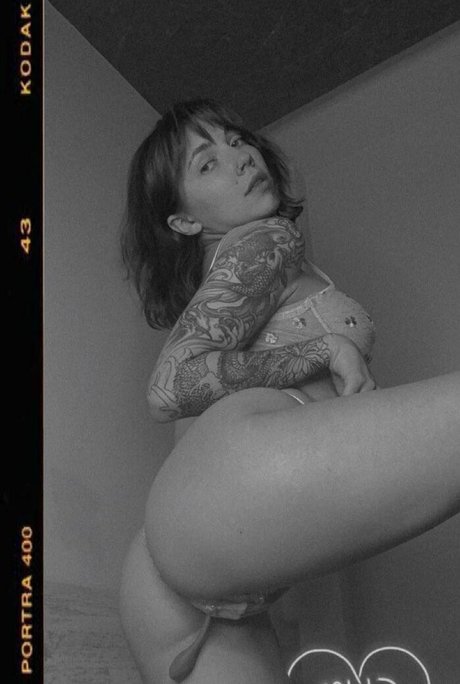 Lerahon pornstar adult photo