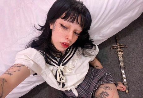 hardsentimentalz high quality model photo