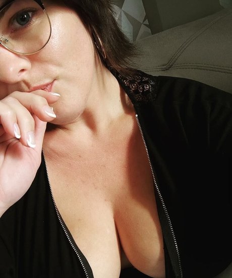 Warm body nice actress archive