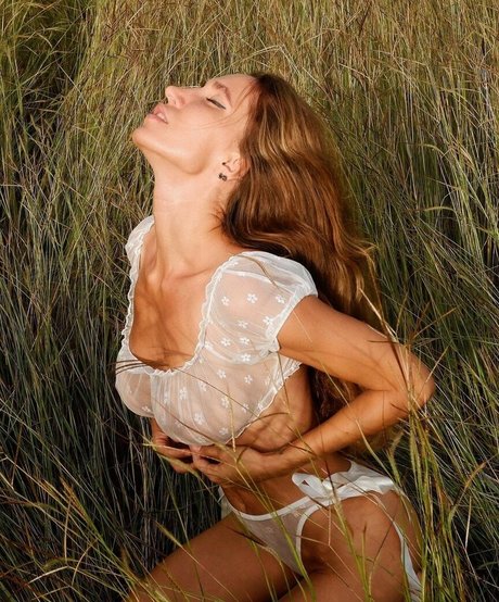 inna zarya star adult images