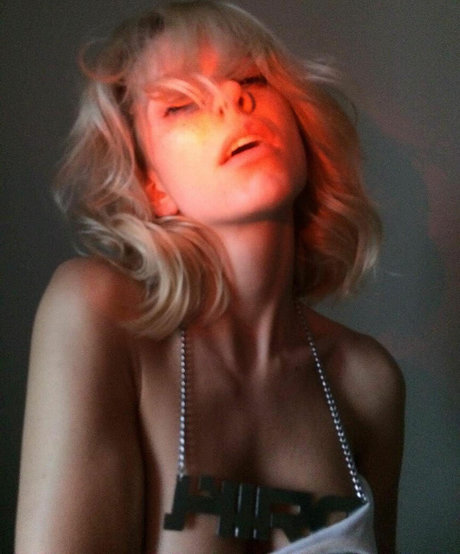 Angela Olszewska xxx actress photo