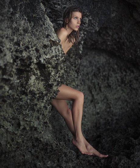 Angela Olszewska exclusive model images