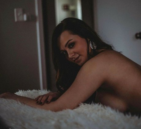 hairy onlyfans exclusive image