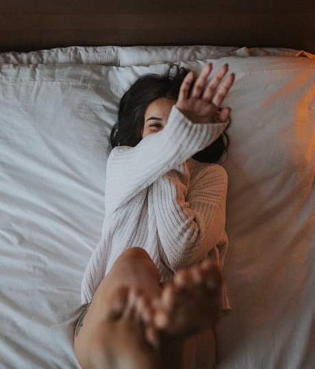 crismaia97 nude model images