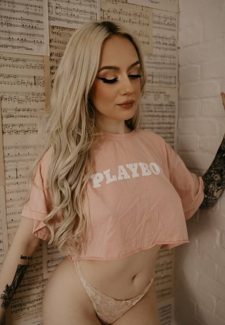 Kelsey Nicoloff sexy actress picture