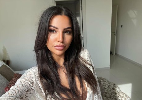 Chelsea Scott hot star pic