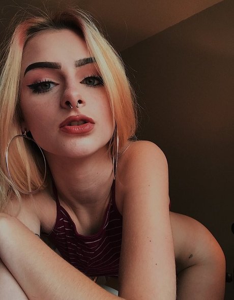 kirbysgf pornstar adult photo