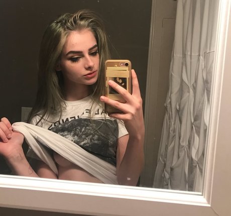 kirbysgf star sexy pic