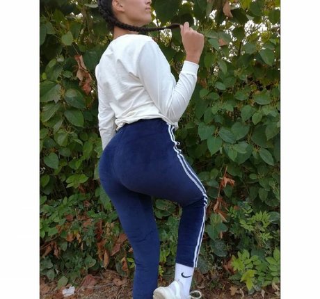 bride onlyfans adult image