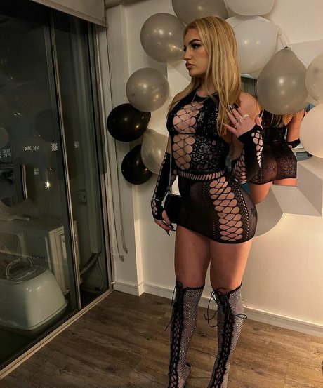 Gemma Rosenberg naked pornstar pictures