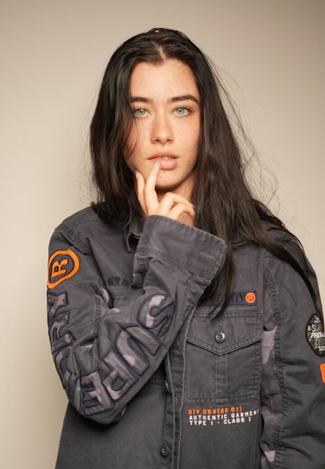 Crystulm3th nice actress image