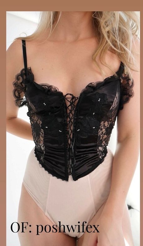 Therealposhwife nice star picture