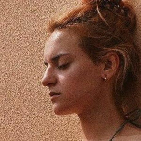 Linda Fioretti model sexy pics