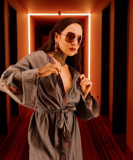 Tatiana Shmayluk pornstar exclusive gallery