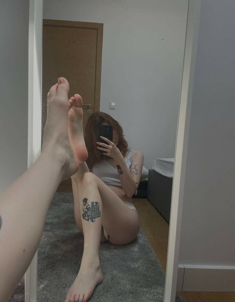 anicka anicka free actress image