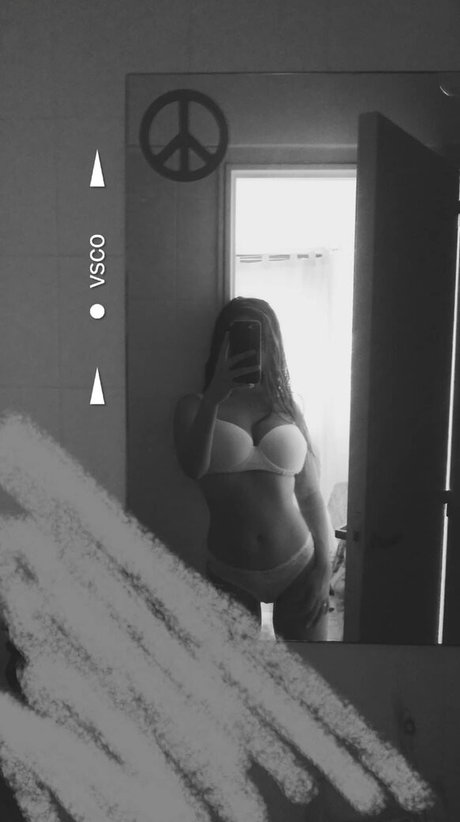 Ailin Marquez hd star pics