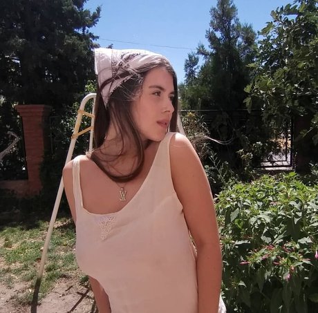 Ailin Marquez nude model archive