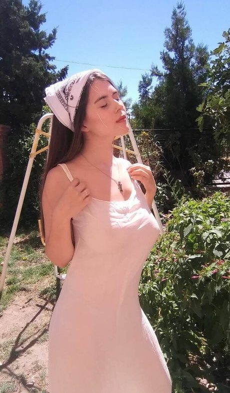 Ailin Marquez exclusive model pics