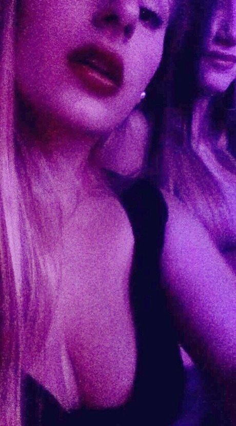 Sophia Zisi pornstar naked archive