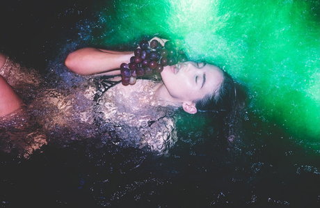 Ishh erotic pornstar pics