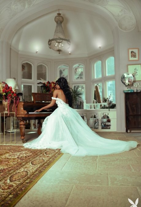 Irene Major star nude image